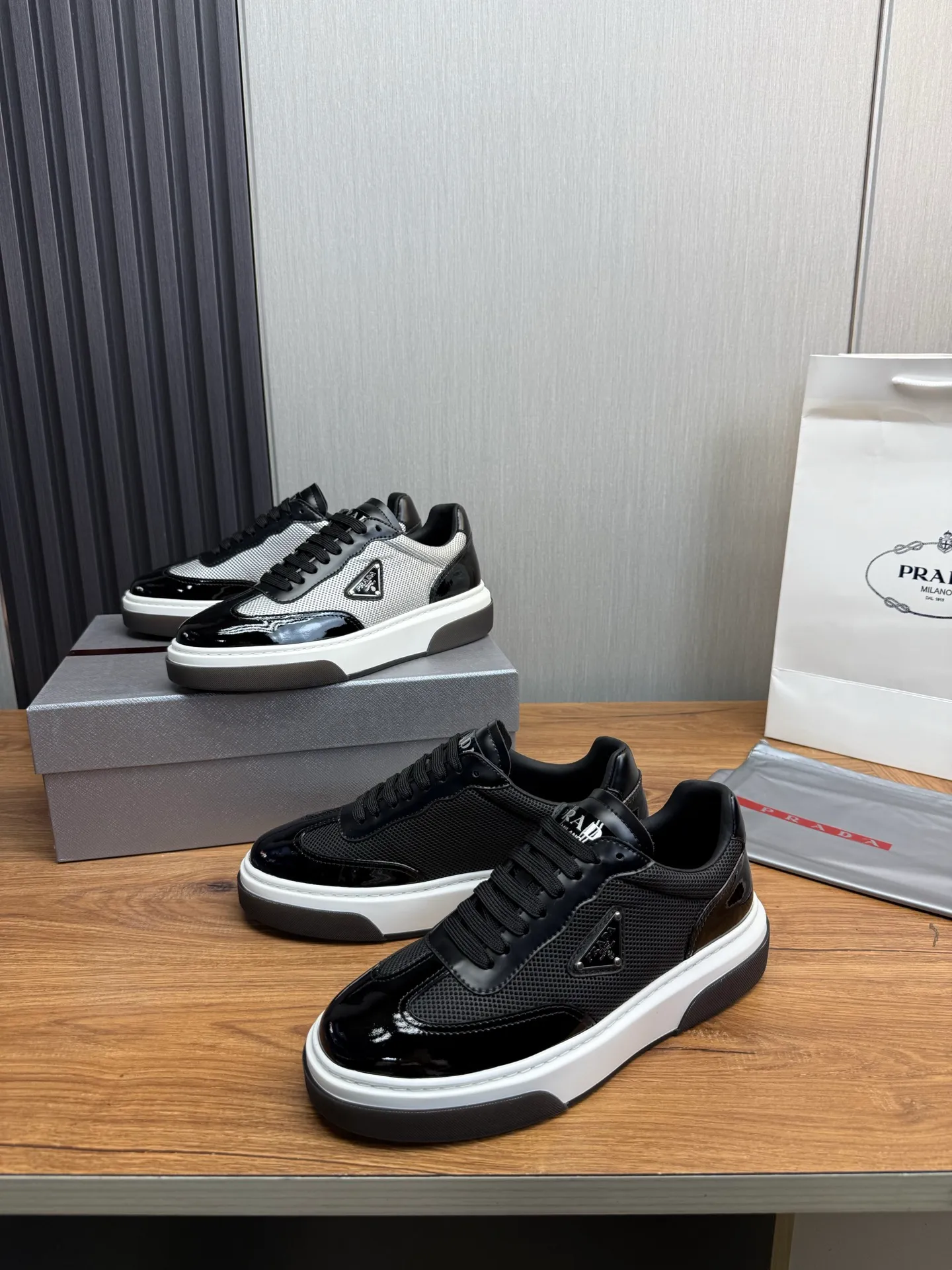 Men's shoes 💰600💰 [PRADA] Popular men's shoes shipped 👏Official website synchronized ⬆️Original cowhide fabric + cowhide lining, 1⃣️:1⃣️reproduction, original sole, 38-45 (45. Customized, non-refundable)